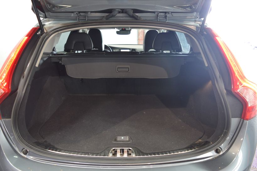 VOLVO V60 2015 - Photo n°4