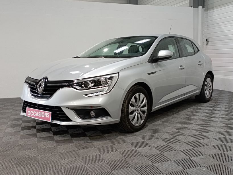 RENAULT MEGANE IV BERLINE 2017 - Photo n°1