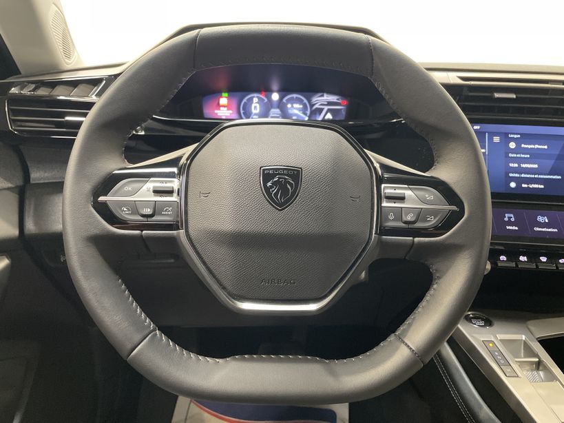 PEUGEOT 308 2024 - Photo n°11