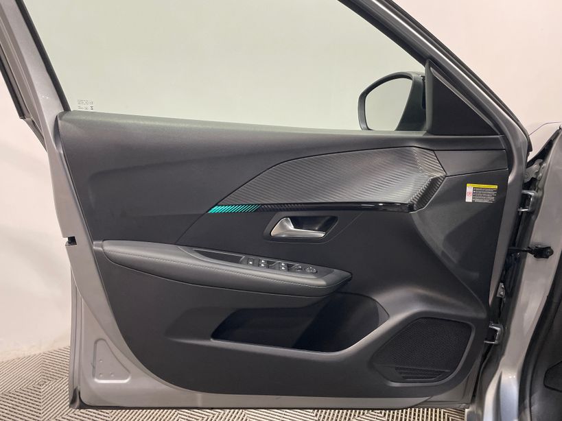 PEUGEOT 208 2023 - Photo n°32