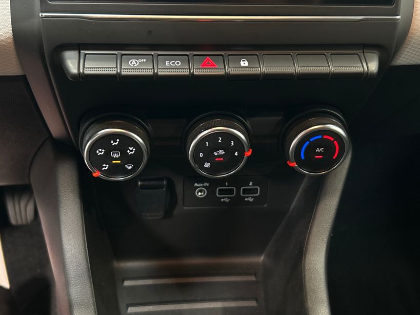 RENAULT CLIO V 2023 - Photo n°14