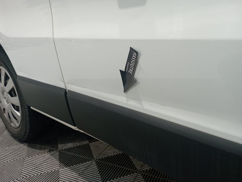 RENAULT TRAFIC FOURGON 2020 - Photo n°13