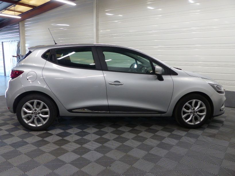 RENAULT CLIO IV BUSINESS 2018 - Photo n°22