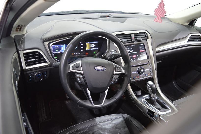 FORD MONDEO VIGNALE 2017 - Photo n°9
