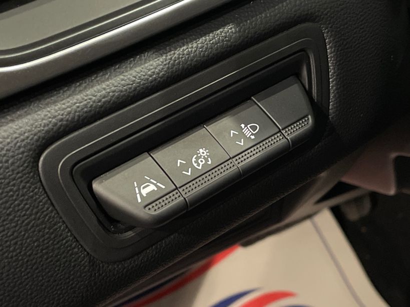 RENAULT CAPTUR 2023 - Photo n°36