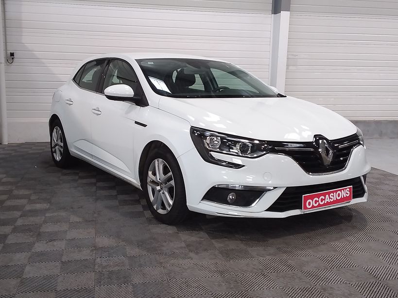 RENAULT MEGANE IV BERLINE BUSINESS 2018 - Photo n°3