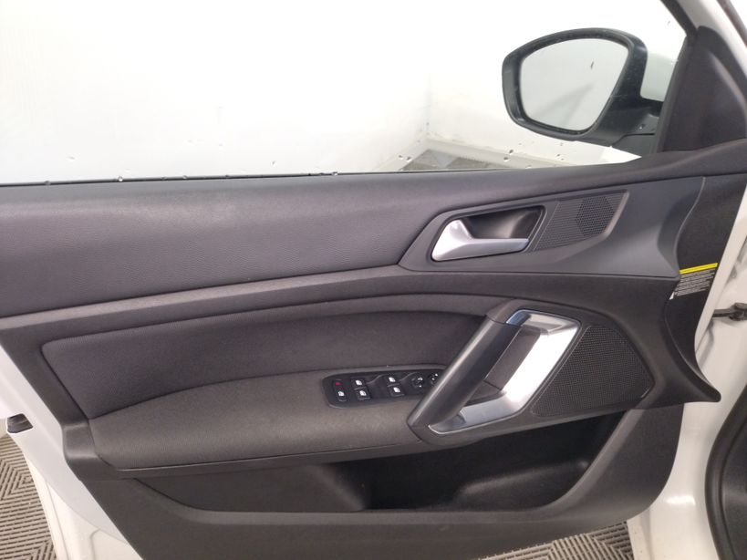 PEUGEOT 308 2020 - Photo n°9