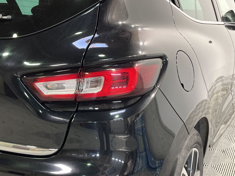 RENAULT CLIO IV 2018 - Photo n°8