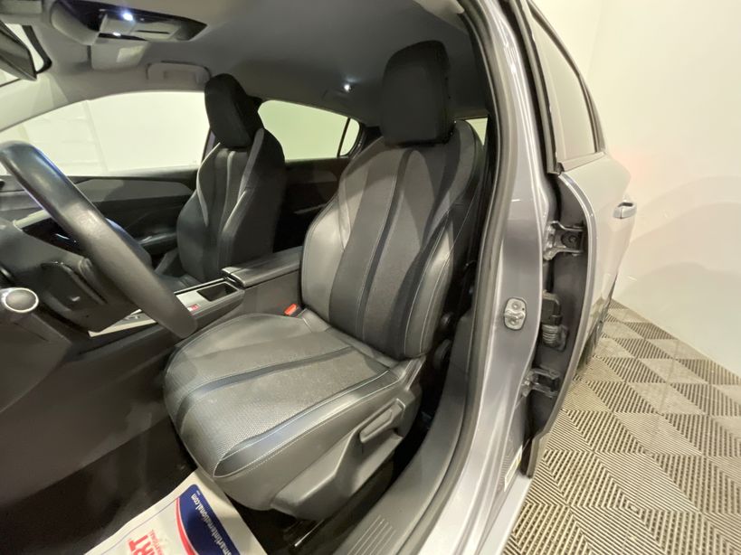 PEUGEOT 308 2023 - Photo n°9