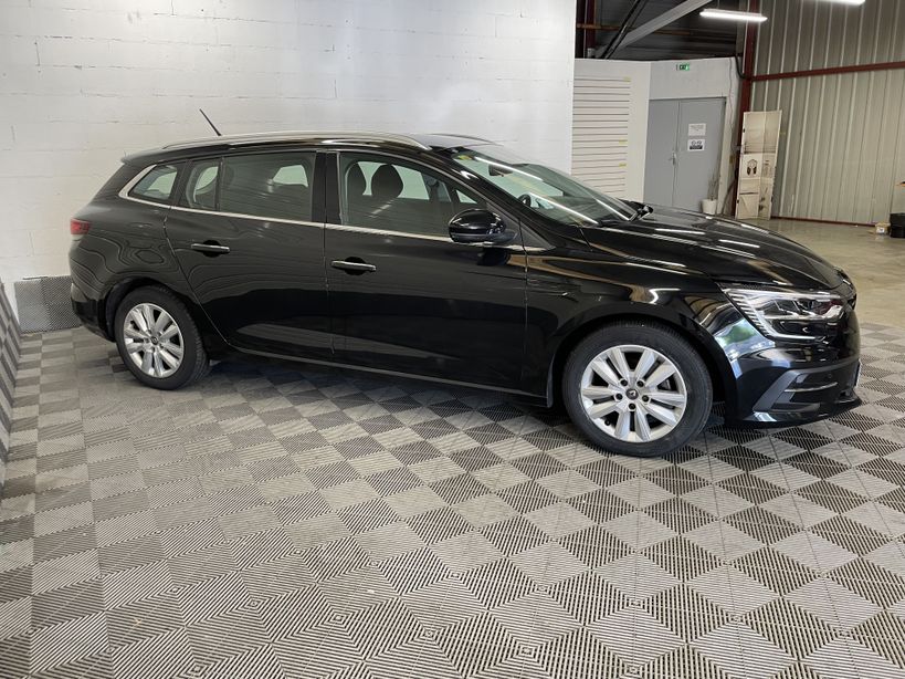RENAULT MEGANE IV ESTATE 2021 - Photo n°5