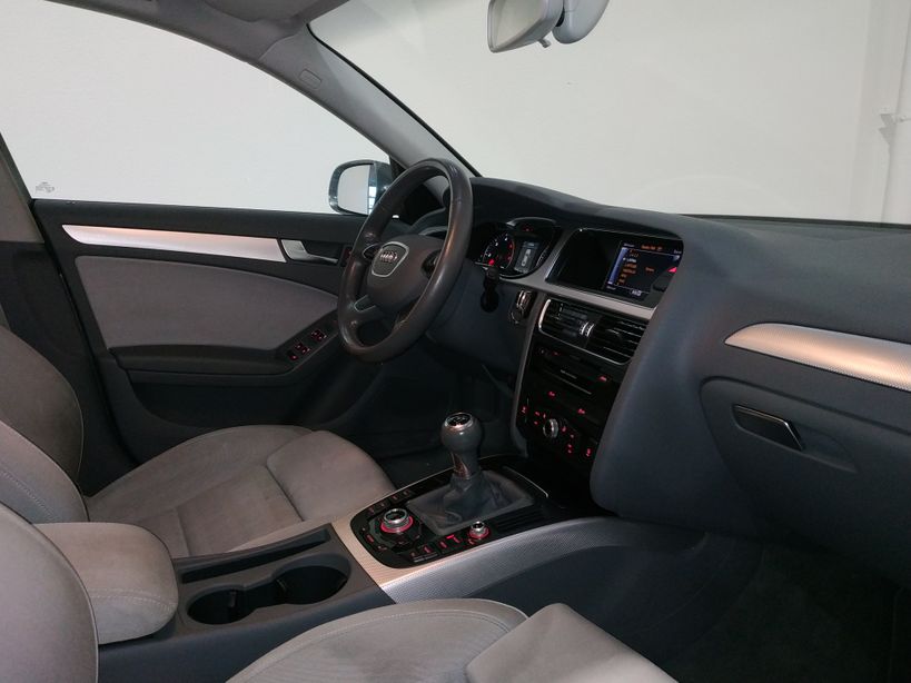 AUDI A4 BUSINESS 2015 - Photo n°11