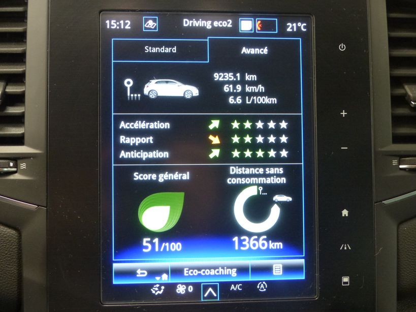 RENAULT MEGANE IV BERLINE 2021 - Photo n°11