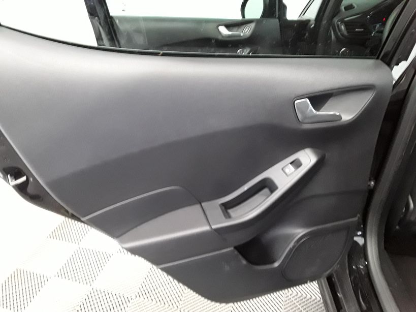 FORD FIESTA 2020 - Photo n°17