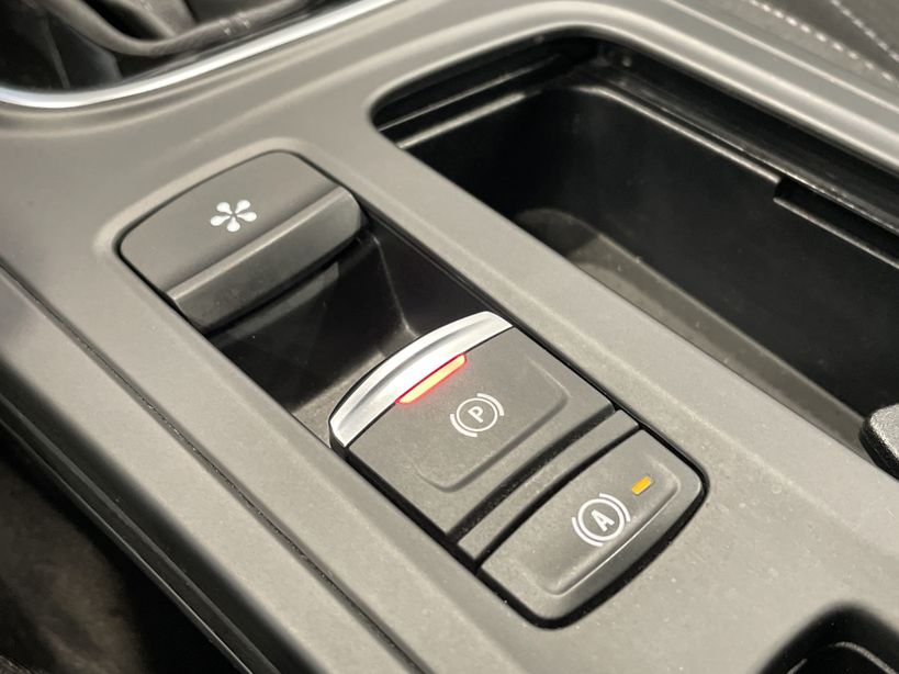 RENAULT MEGANE IV ESTATE 2021 - Photo n°20