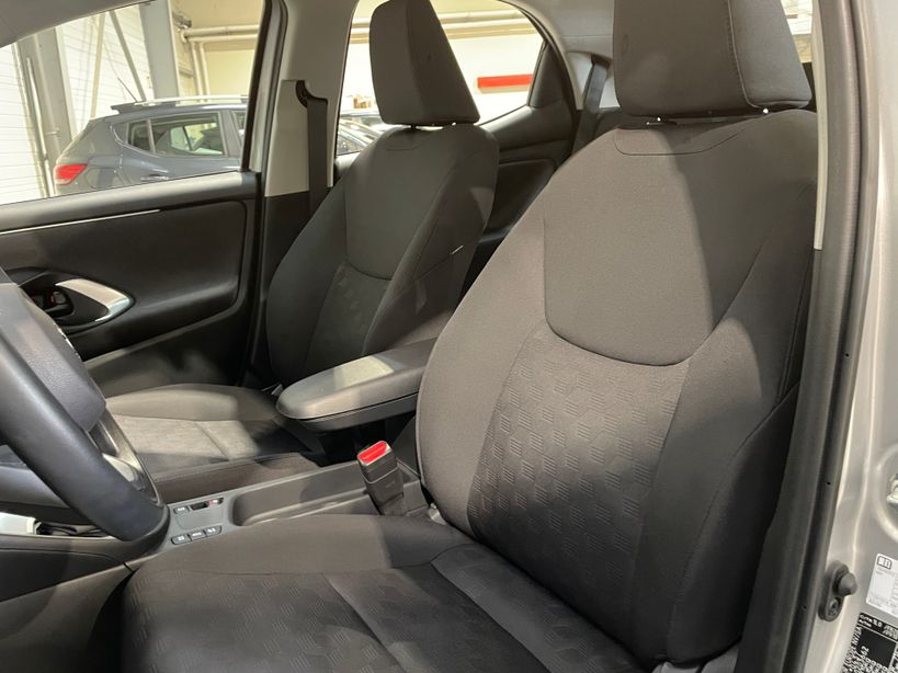 TOYOTA YARIS HYBRIDE 2025 - Photo n°11