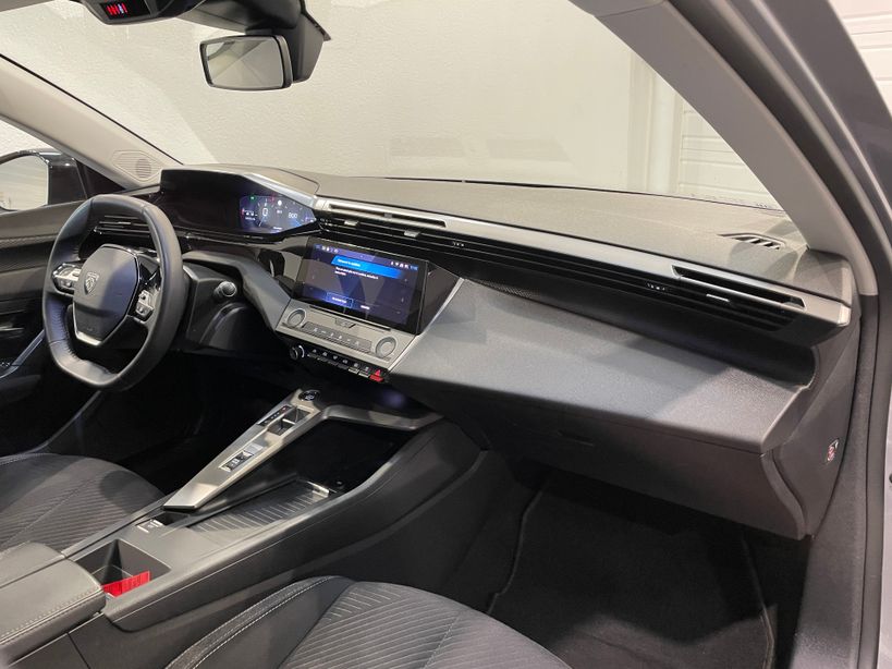 PEUGEOT 308 2022 - Photo n°9