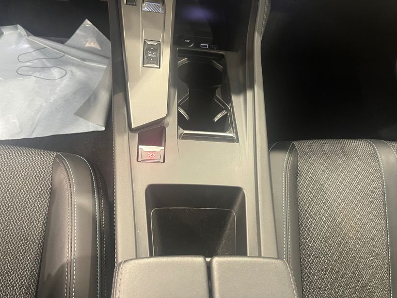 PEUGEOT 308 2024 - Photo n°14