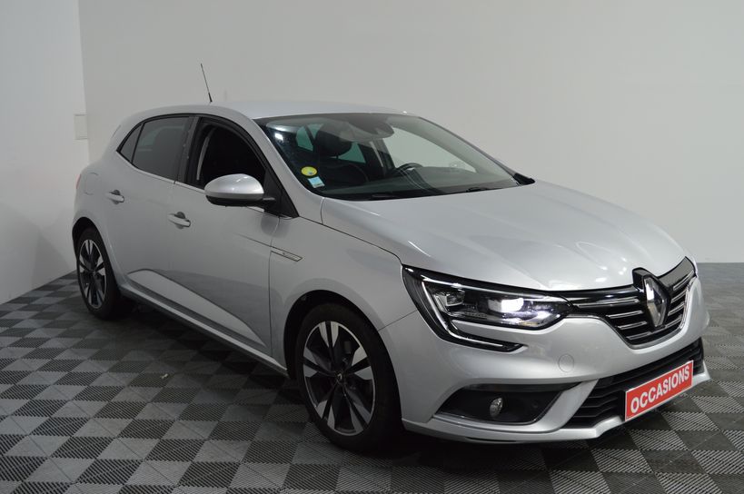 RENAULT MEGANE IV BERLINE 2019 - Photo n°2
