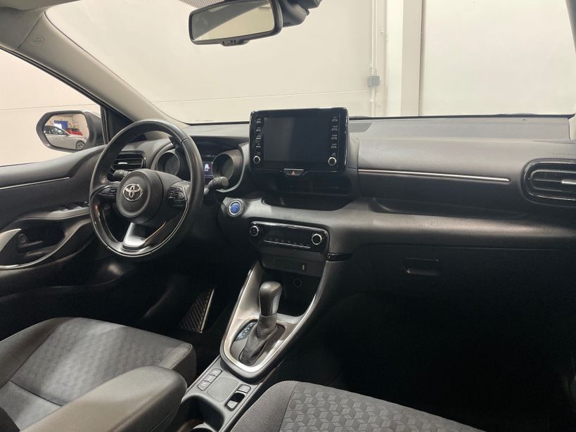 TOYOTA YARIS HYBRIDE MY21 2022 - Photo n°9