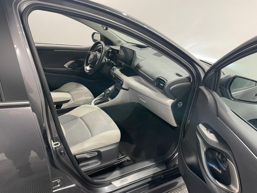 TOYOTA YARIS HYBRIDE MY21 2022 - Photo n°34