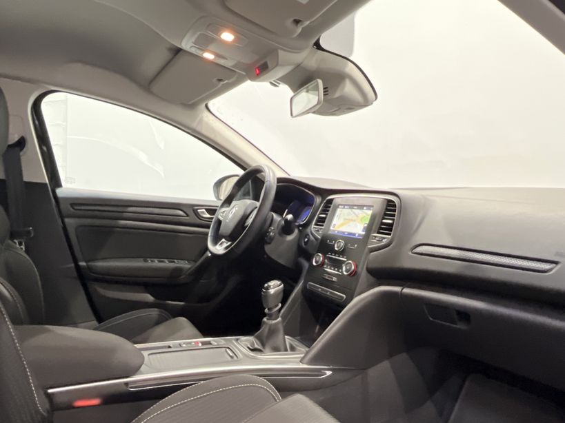 RENAULT MEGANE IV ESTATE BUSINESS 2019 - Photo n°22
