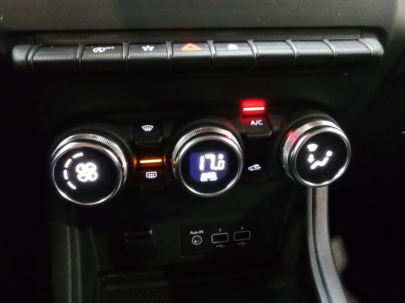 RENAULT CAPTUR 2022 - Photo n°26