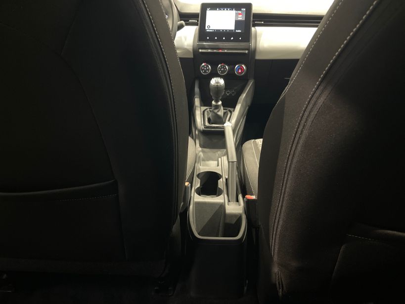 RENAULT CLIO V 2023 - Photo n°38