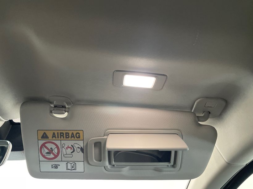 RENAULT MEGANE IV BERLINE 2021 - Photo n°24