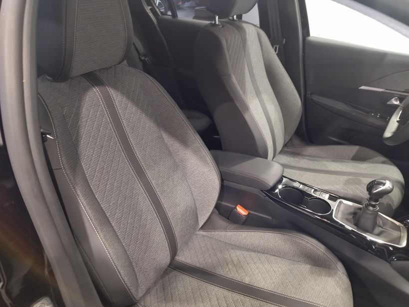 PEUGEOT 208 2024 - Photo n°8