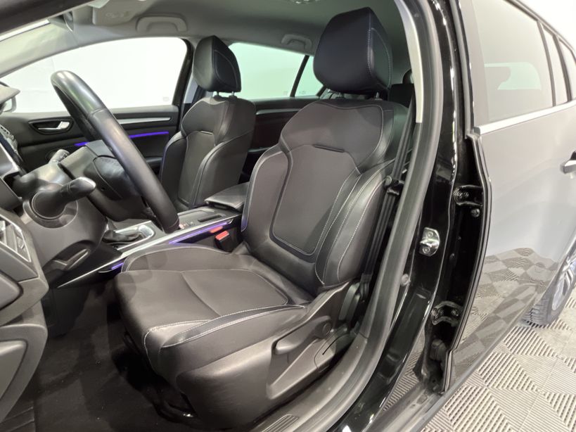 RENAULT MEGANE IV ESTATE 2021 - Photo n°10