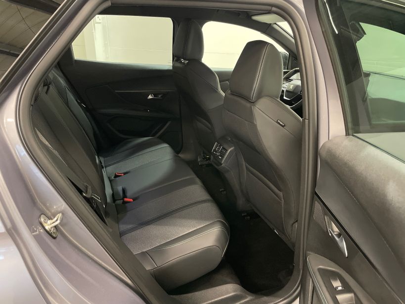 PEUGEOT 3008 2023 - Photo n°8