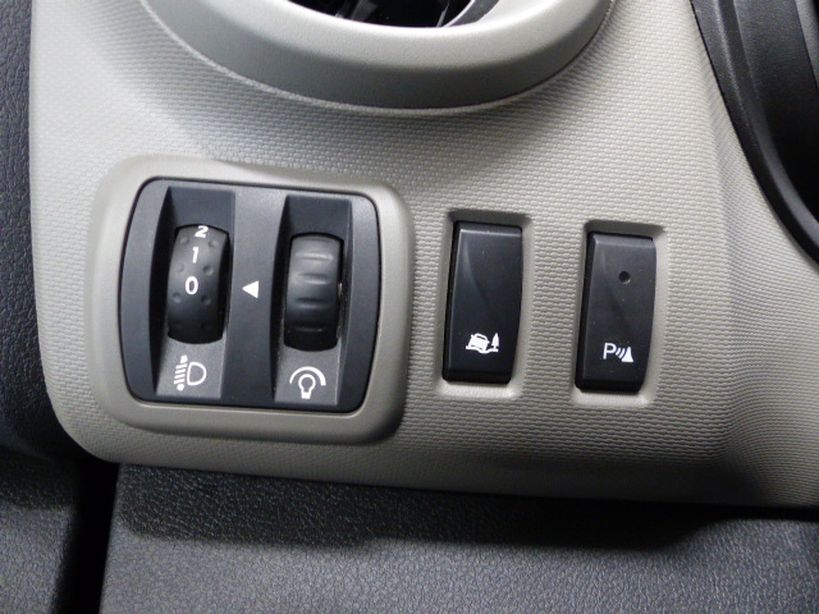 RENAULT TRAFIC III COMBI 2016 - Photo n°14