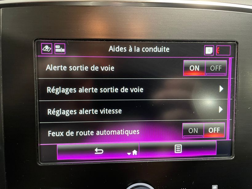 RENAULT MEGANE IV BERLINE BUSINESS 2020 - Photo n°21