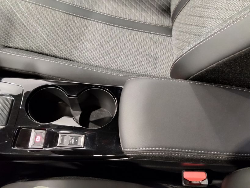 PEUGEOT 2008 2025 - Photo n°20