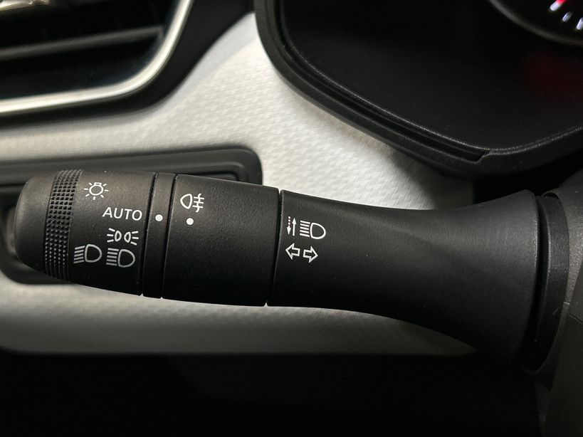 RENAULT CLIO V 2023 - Photo n°25