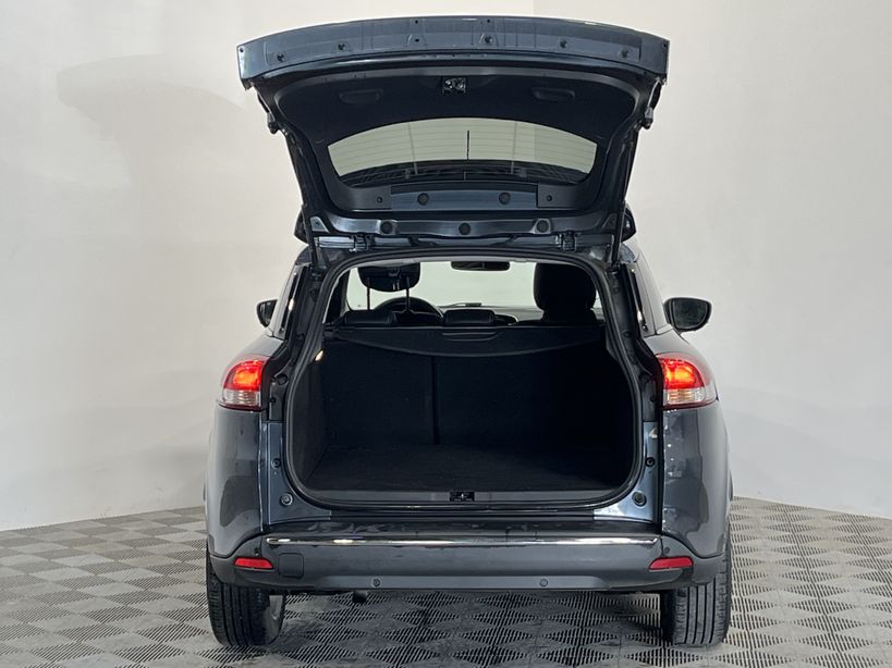 RENAULT CLIO IV ESTATE 2018 - Photo n°46