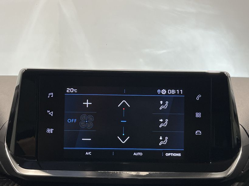 PEUGEOT 208 2021 - Photo n°13