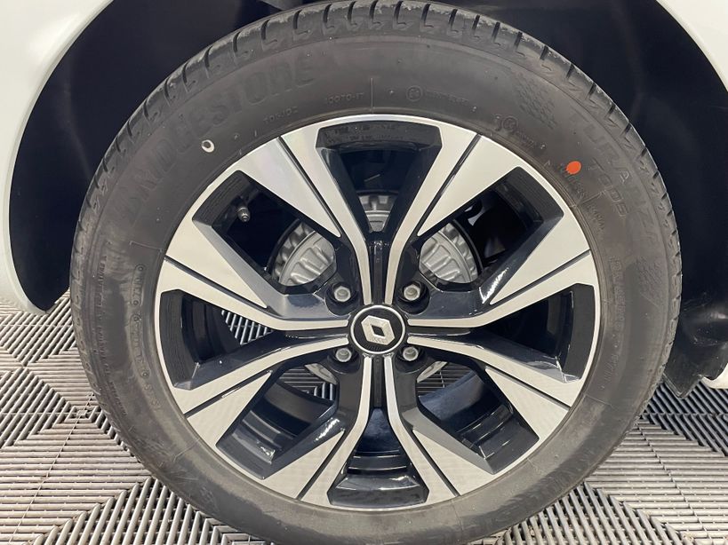 RENAULT CLIO V 2023 - Photo n°31