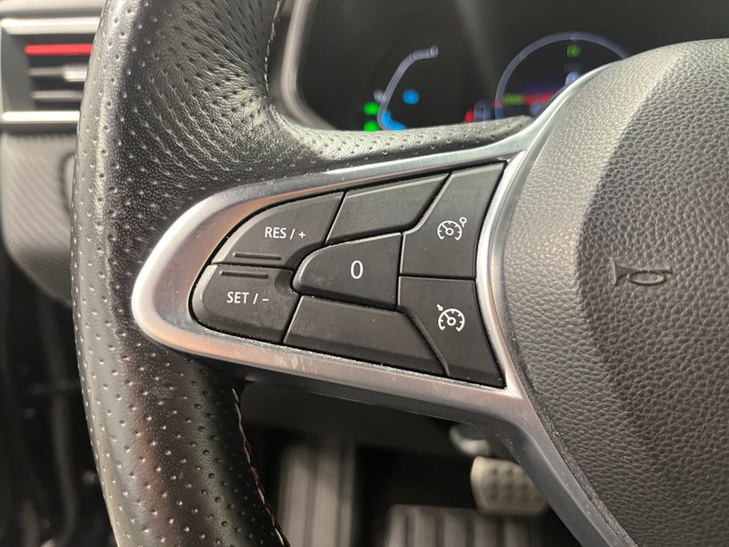 RENAULT CLIO V 2022 - Photo n°12