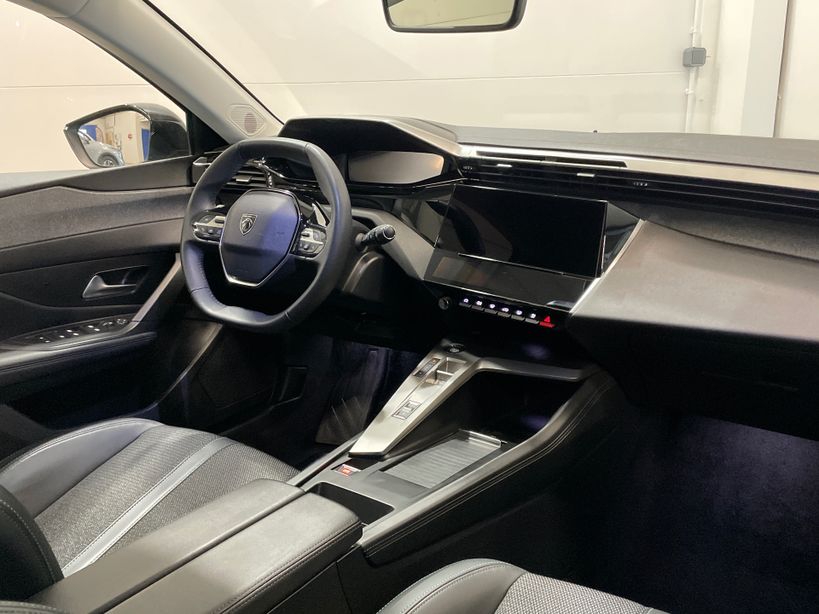 PEUGEOT 308 2023 - Photo n°9