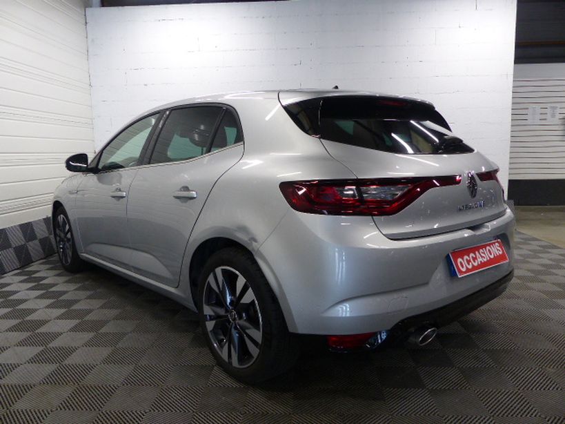 RENAULT MEGANE IV BERLINE 2019 - Photo n°5