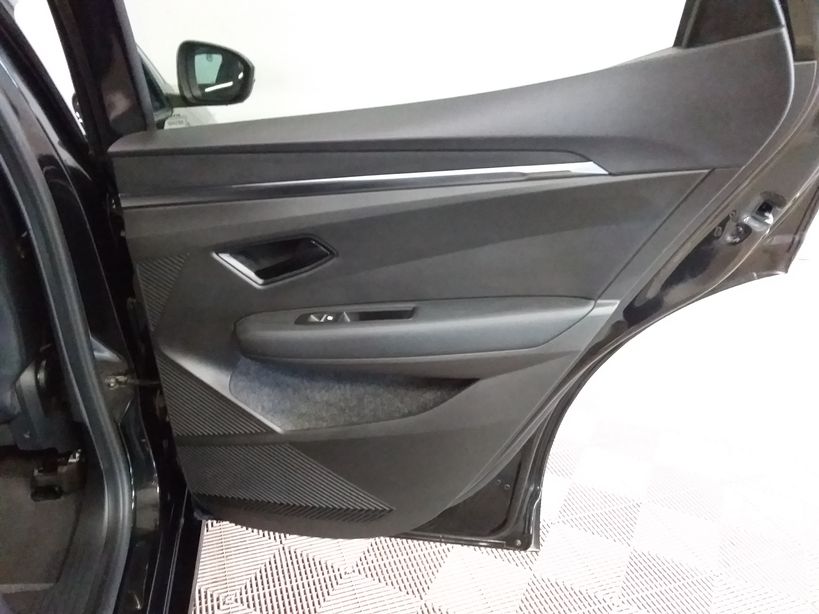 RENAULT MEGANE E TECH 2022 - Photo n°35