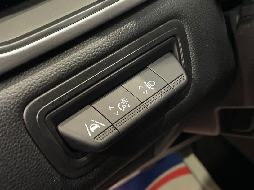 RENAULT CAPTUR 2022 - Photo n°35