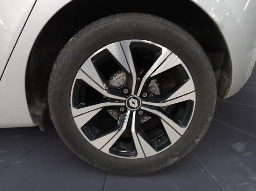 RENAULT CLIO V 2022 - Photo n°9