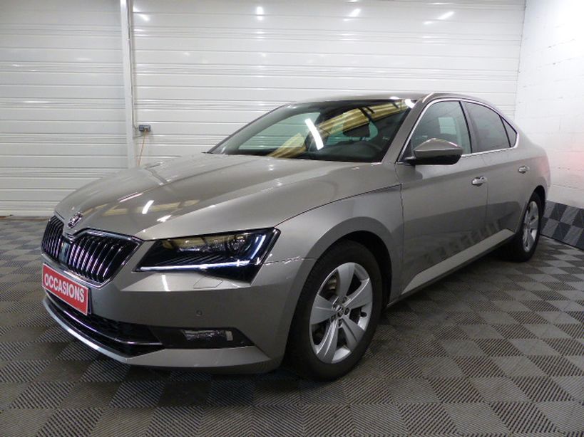SKODA SUPERB 2016 - Photo n°1