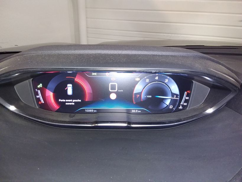 PEUGEOT 3008 2019 - Photo n°16