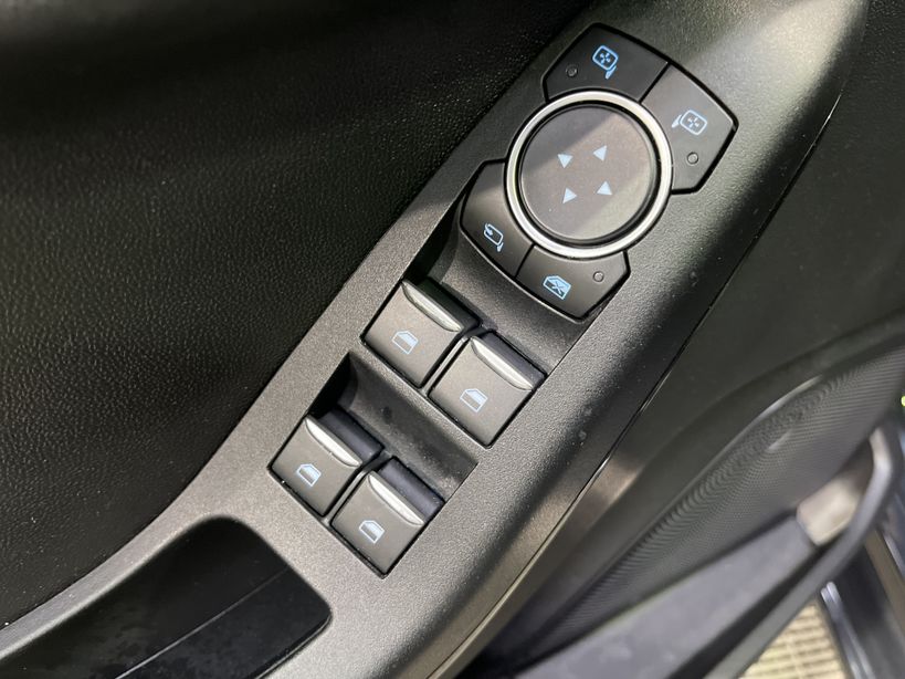 FORD FIESTA 2020 - Photo n°32