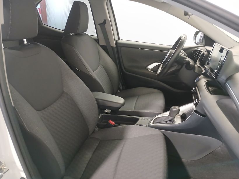 TOYOTA YARIS HYBRIDE MY21 2021 - Photo n°9