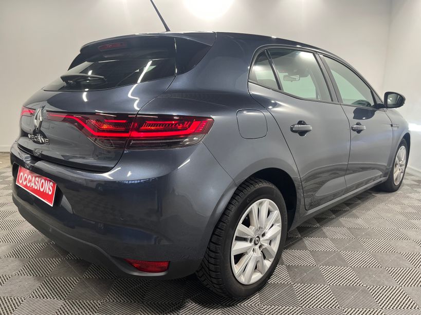 RENAULT MEGANE IV BERLINE 2022 - Photo n°6