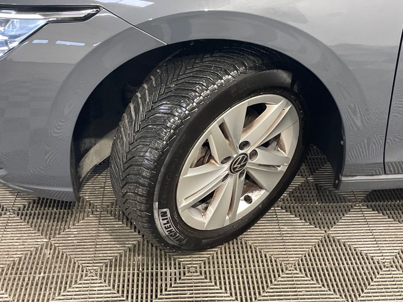 VOLKSWAGEN GOLF 2023 - Photo n°12